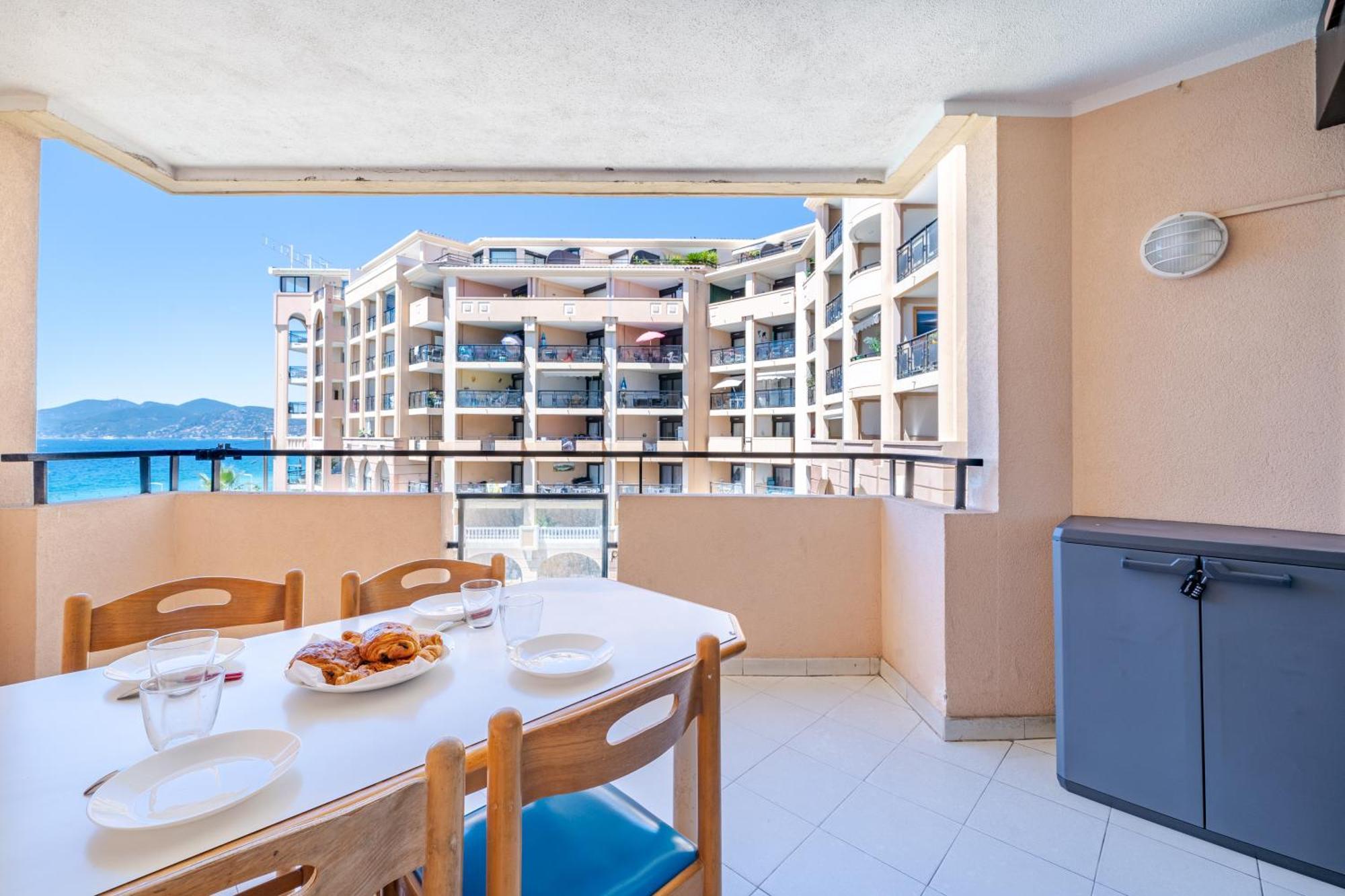 Residence La Palme D'Azur - Cannes Exteriör bild